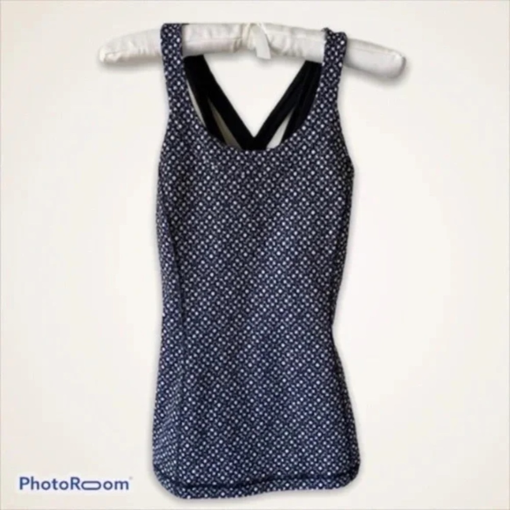 Lululemon Enhearten Tank Millie Mesh White Black Strappy Back Scoop Neck Size 6